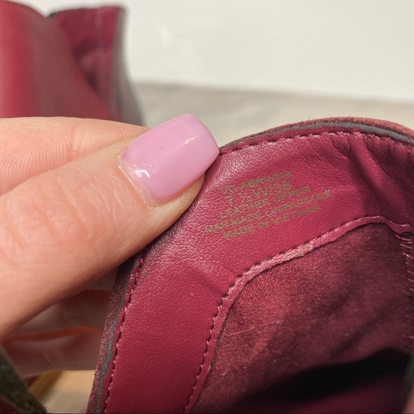 New! Vince Camuto Abrinna Red Snake Print Leather Bootie 7 1/2W - Picture 9 of 16